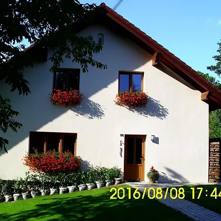 Apartmany Nad Otavou Zvikovske Podhradi Exterior photo